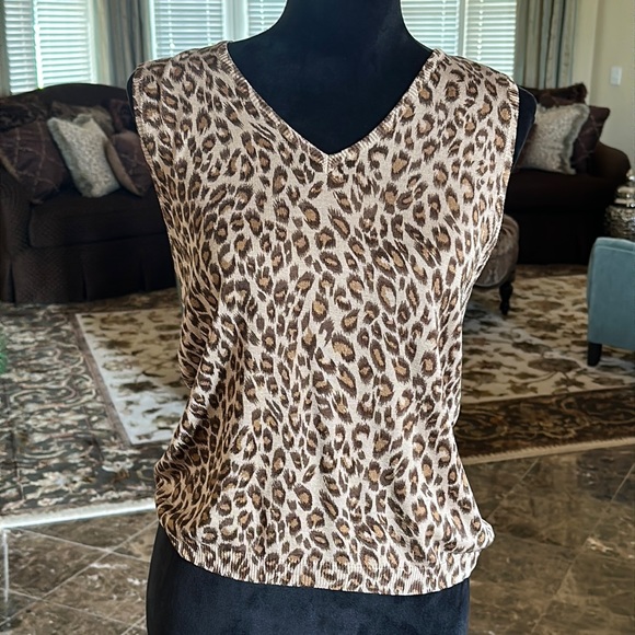 BRITISH KHAKI silk knit vest - Picture 1 of 5